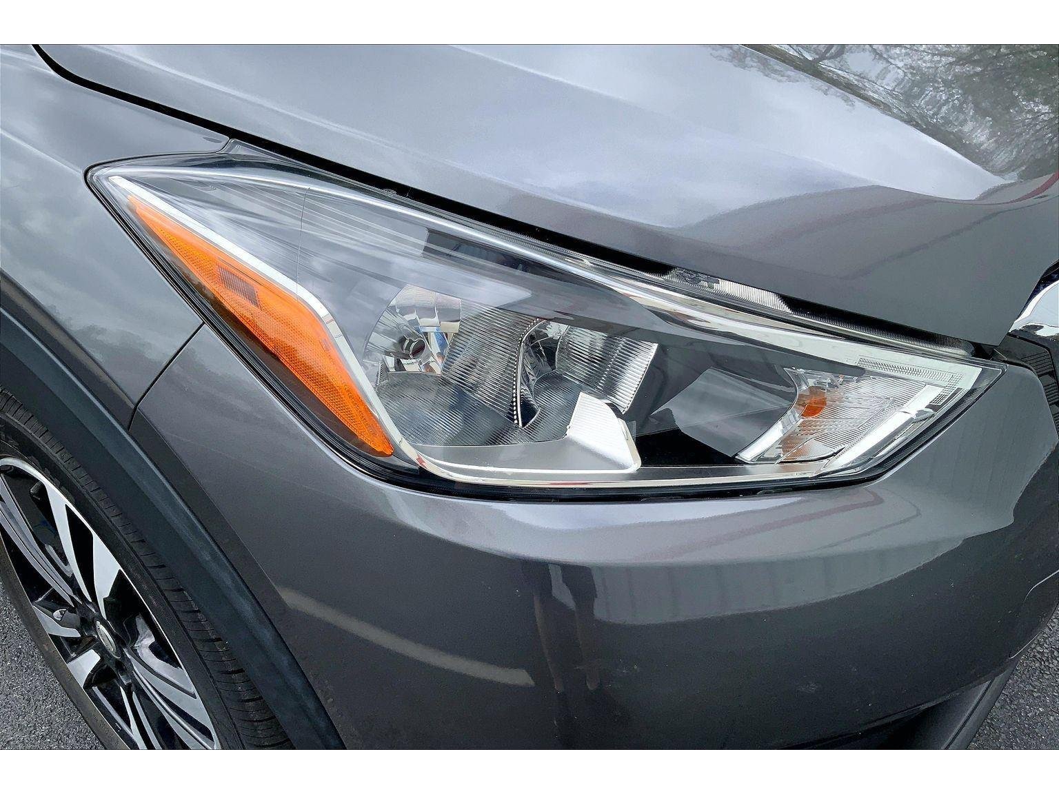 Used 2018 Nissan Kicks SV image 26