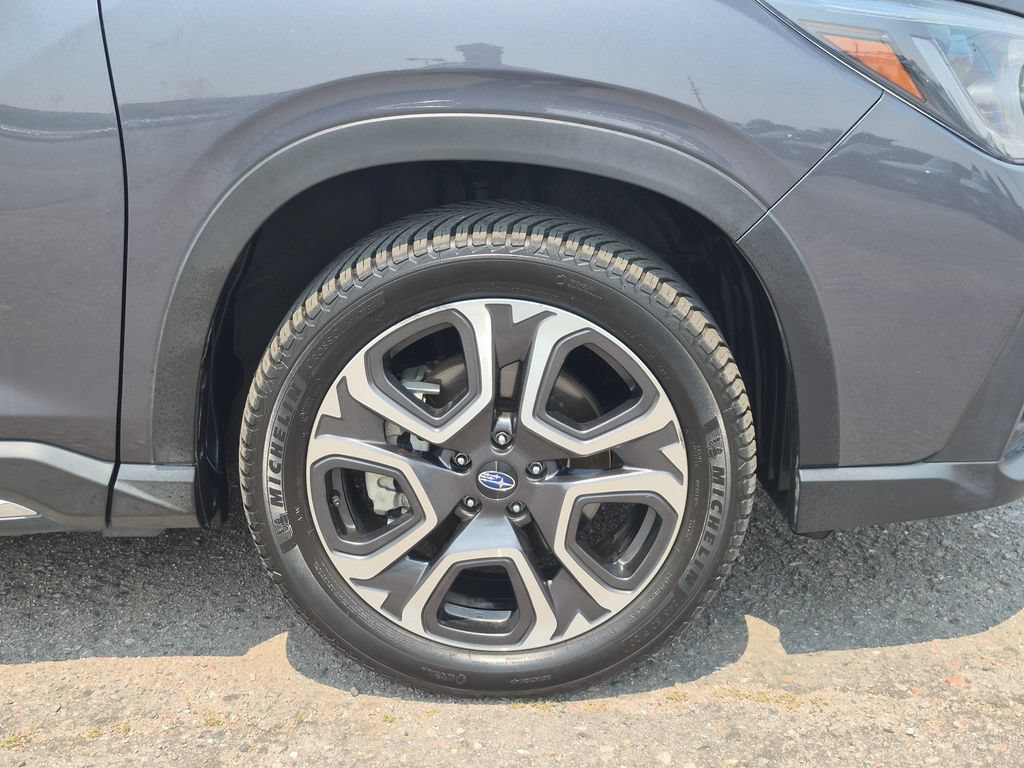 Used 2024 Subaru Ascent Touring AWD/4WD image 18