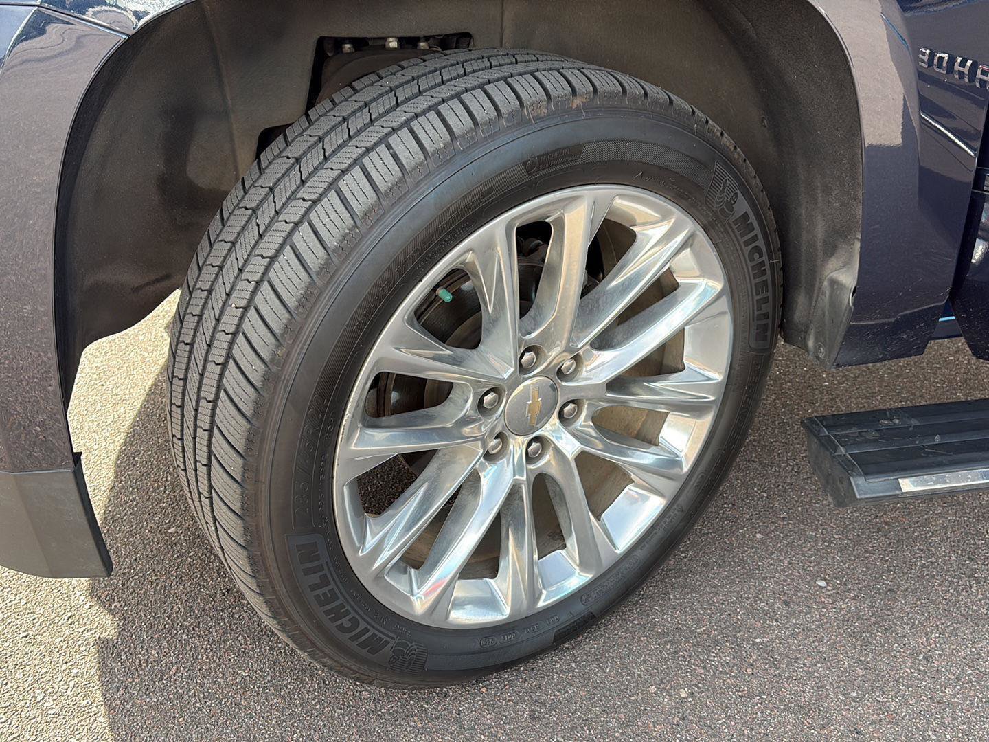 Used 2019 Chevrolet Tahoe Premier w/ Premier Plus Edition image 8