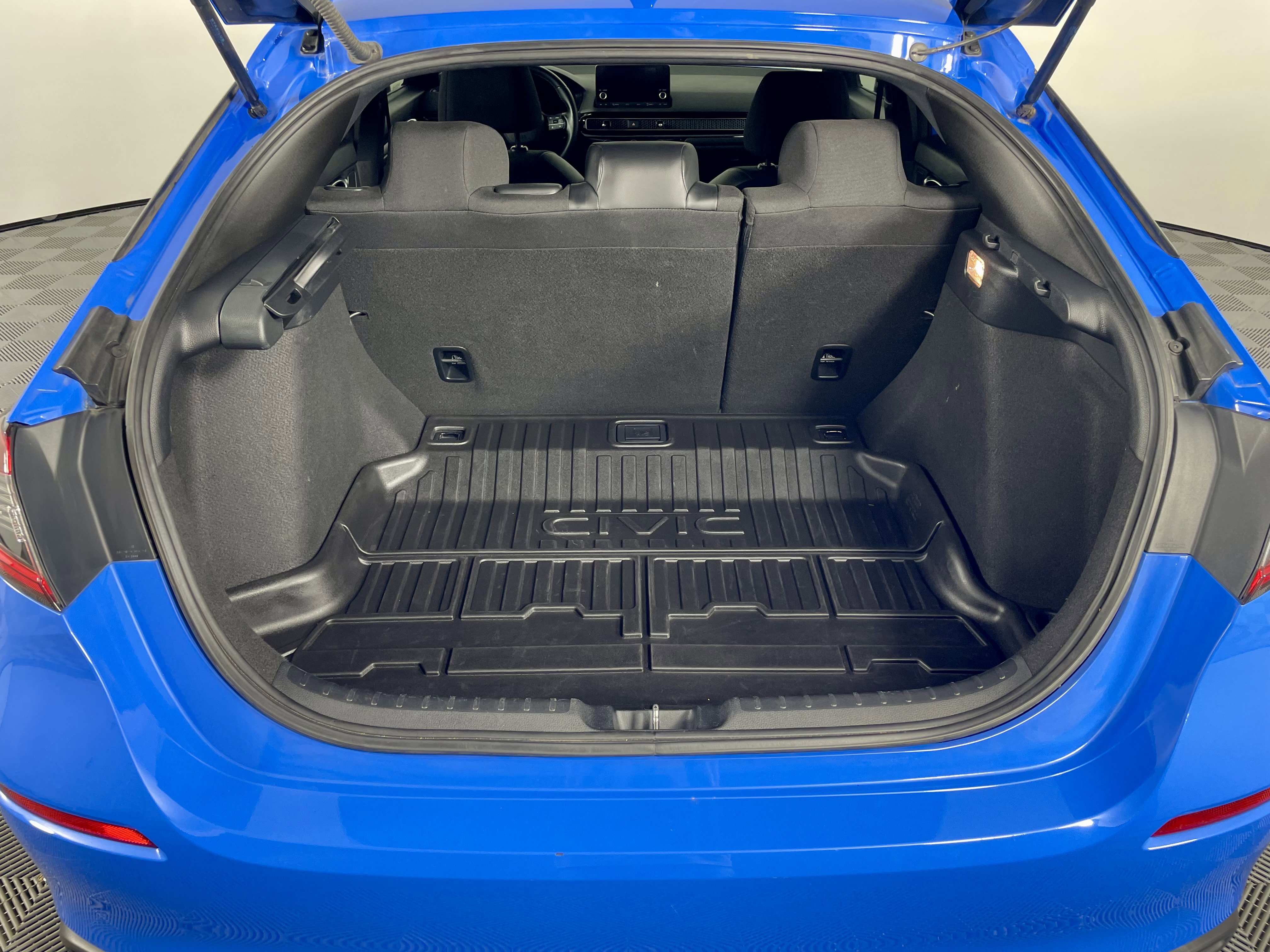 Used 2023 Honda Civic Sport image 5