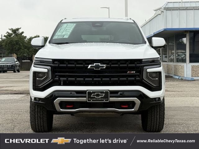 New 2026 Chevrolet Suburban Z71 w/ Comfort Package AWD/4WD image 3