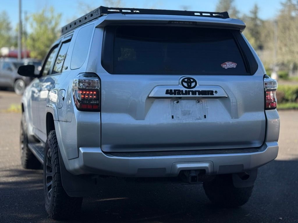 Used 2019 Toyota 4Runner SR5 Premium image 3
