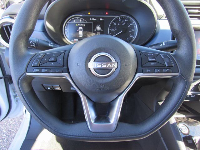 New 2025 Nissan Versa SV w/ Trunk Package FWD image 17