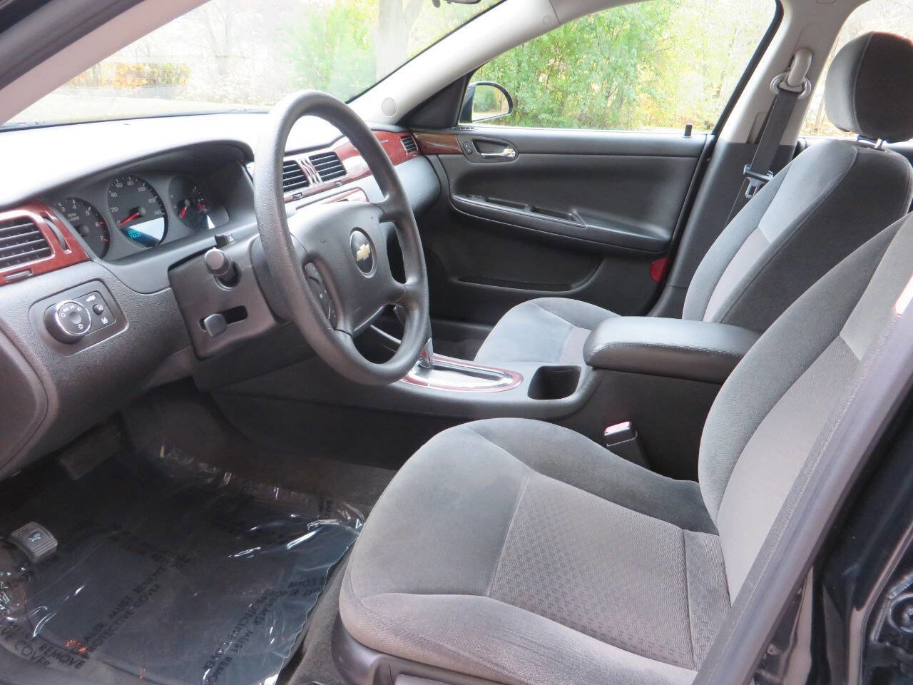 Used 2007 Chevrolet Impala LS image 9