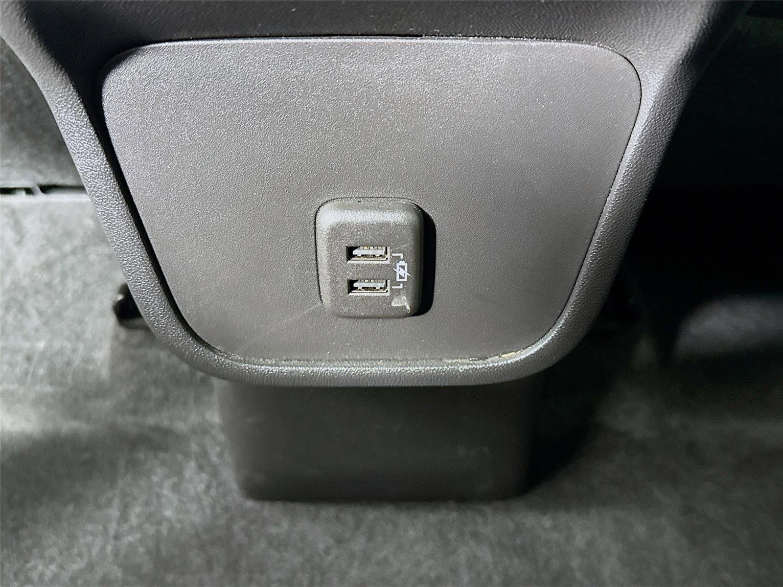 Used 2024 Chevrolet Equinox RS FWD image 25