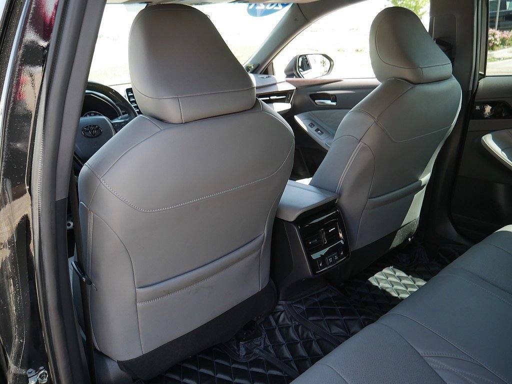 Used 2021 Toyota Avalon Limited w/ Advanced Safety Package FWD image 15