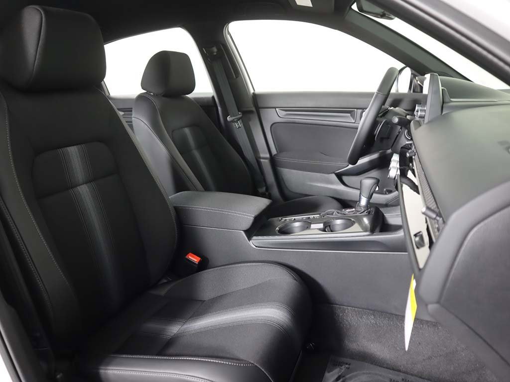 Certified 2025 Honda Civic Sport image 28