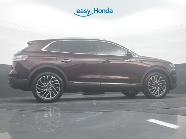 Used 2020 Lincoln Nautilus Reserve AWD/4WD image 32
