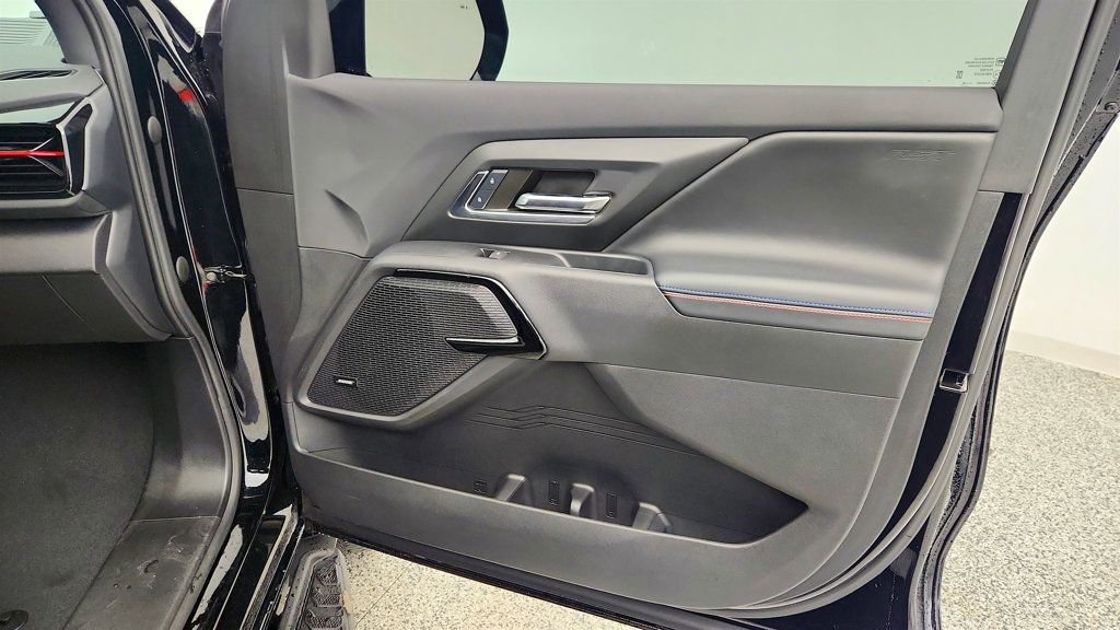 Used 2024 Chevrolet Silverado EV RST image 27