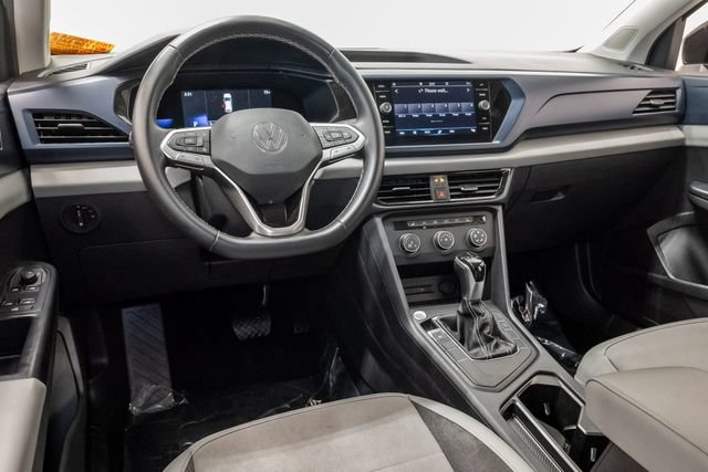 Used 2022 Volkswagen Taos SE FWD image 7