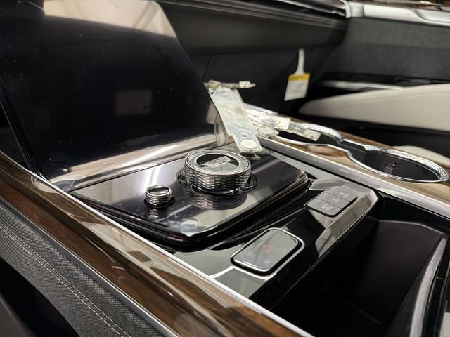 New 2026 Cadillac Escalade Platinum Sport w/ LPO, ONYX Package image 24