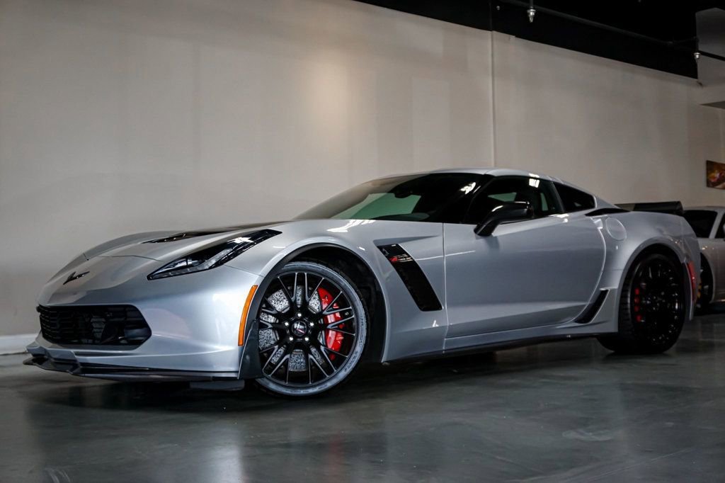 Used 2019 Chevrolet Corvette Z06 image 1