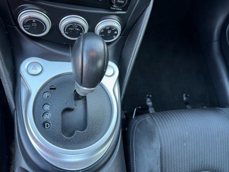 Used 2017 Nissan 370Z Coupe RWD image 12