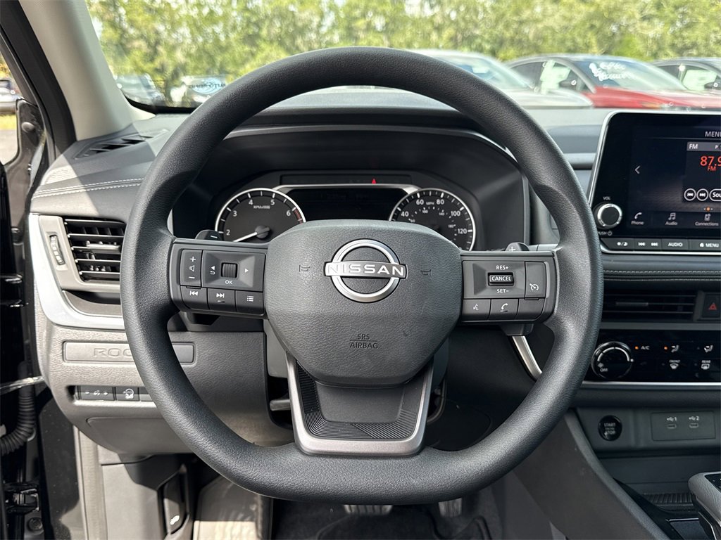 Certified 2025 Nissan Rogue S image 38