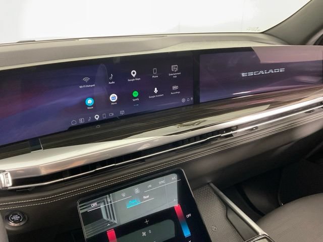 Used 2025 Cadillac Escalade Premium Luxury AWD/4WD image 19