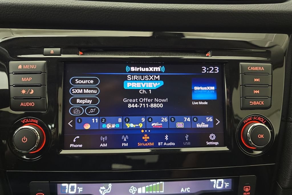 Used 2019 Nissan Rogue SV w/ Premium Package AWD/4WD image 17