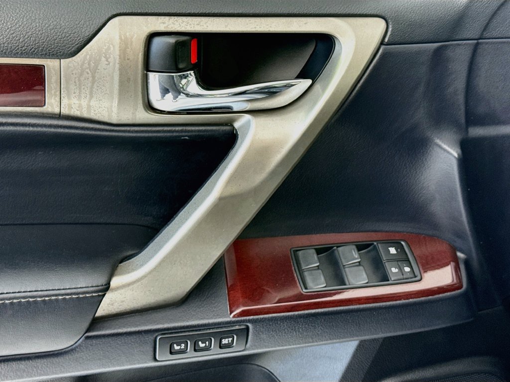Used 2019 Lexus GX 460 Premium AWD/4WD image 24