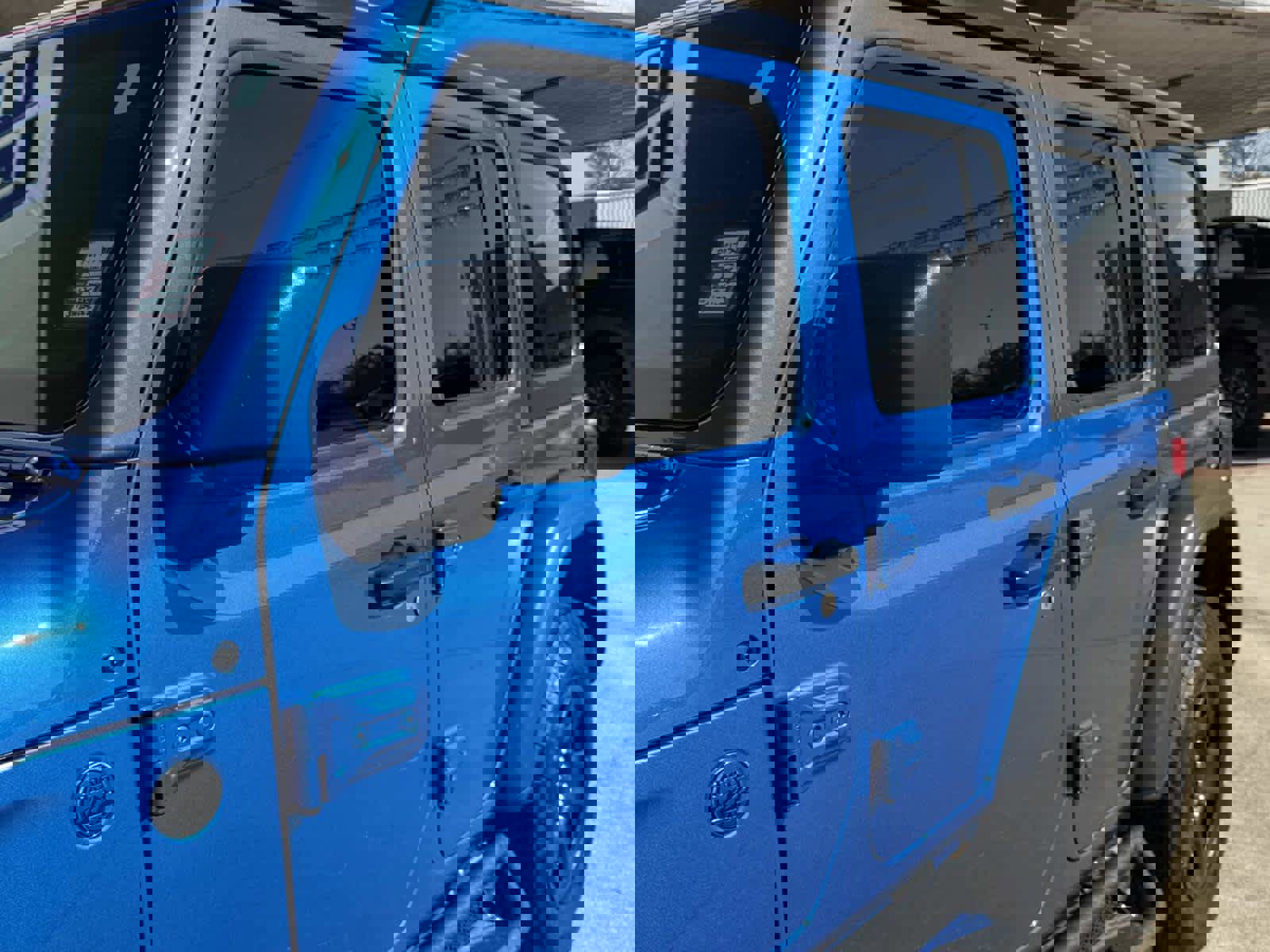 Used 2025 Jeep Wrangler Sport image 6