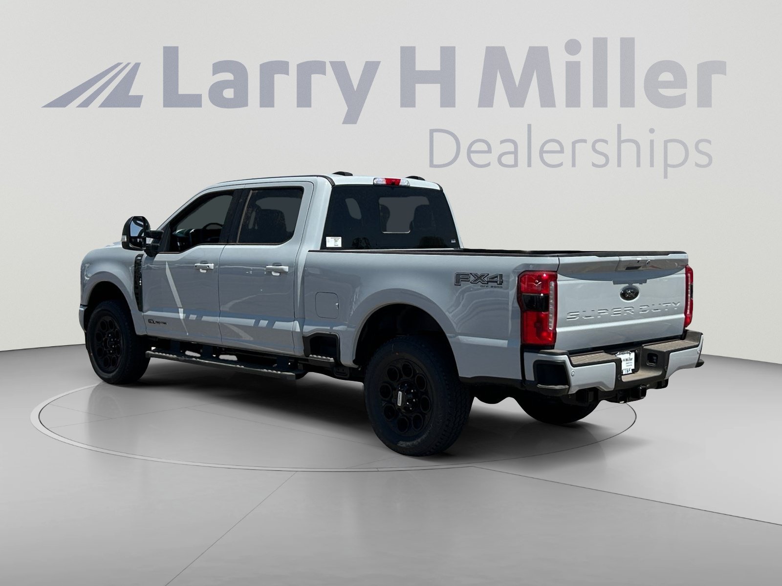 New 2026 Ford F250 Lariat w/ Black Appearance Package AWD/4WD image 3