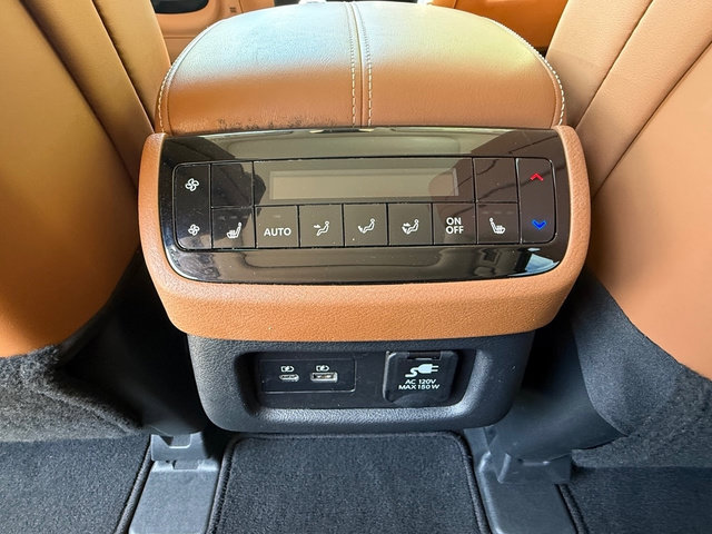 Used 2025 INFINITI QX60 Sensory w/ Vision Package AWD/4WD image 19
