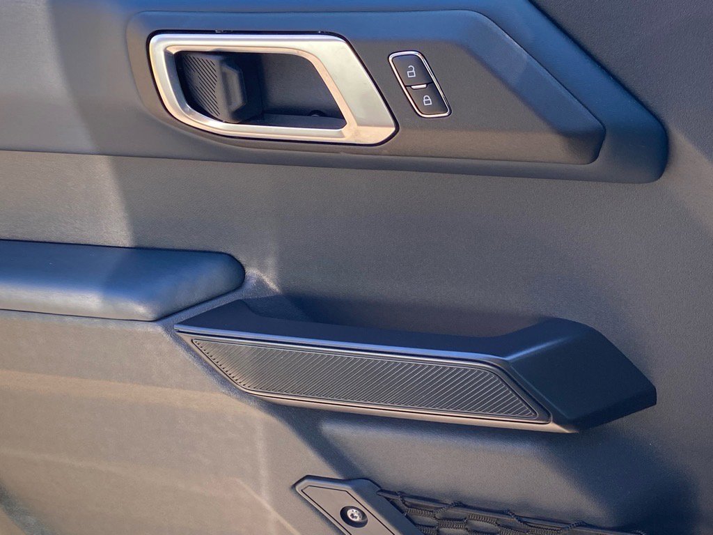 Used 2024 Ford Bronco Outer Banks image 21