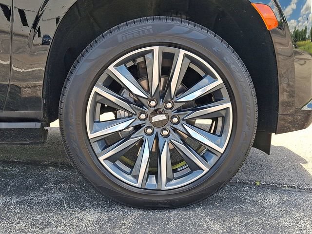 Used 2021 Cadillac Escalade Sport Platinum AWD/4WD image 9