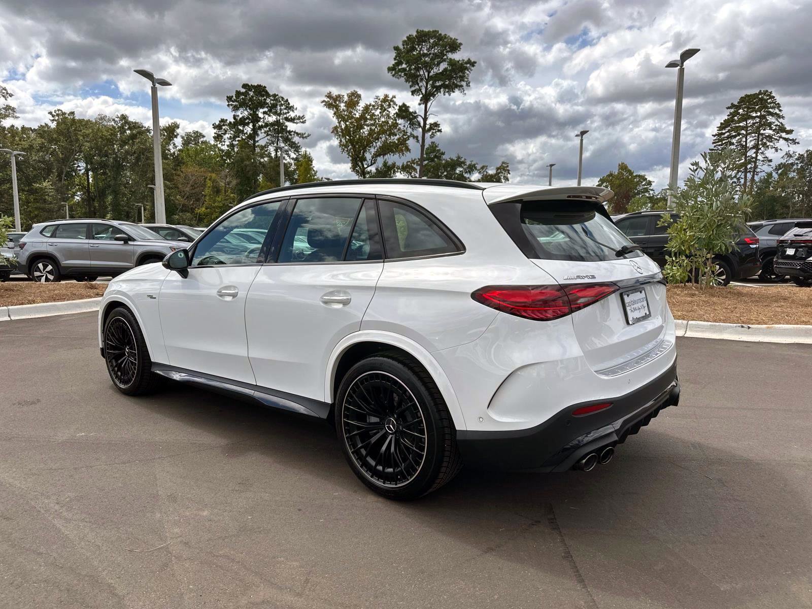 Used 2025 Mercedes-Benz GLC 43 AMG 4MATIC image 3