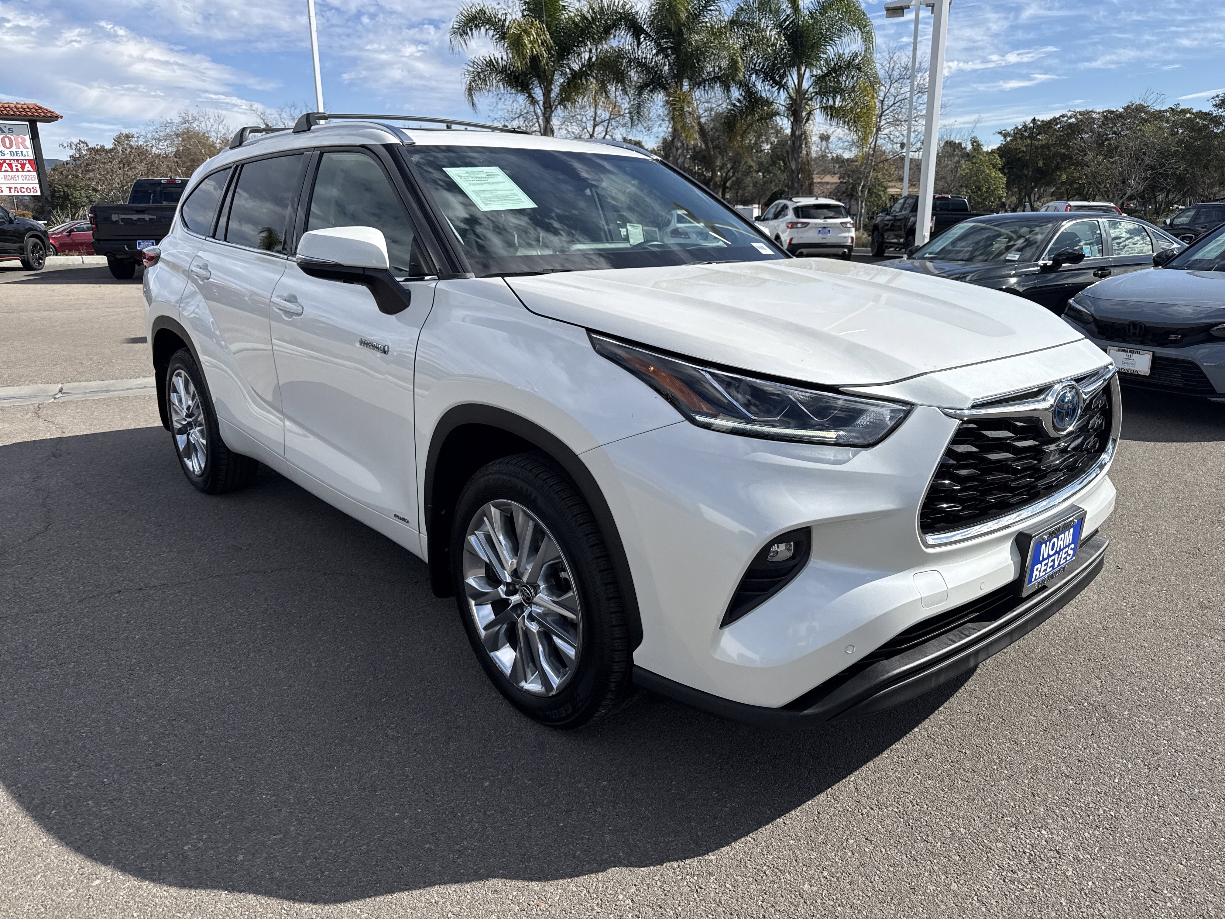 Used 2020 Toyota Highlander Limited image 7