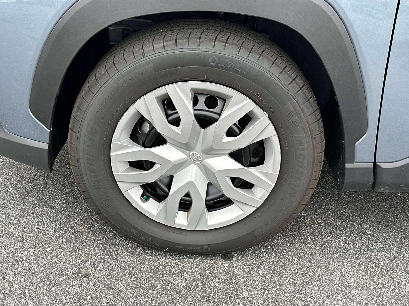 Used 2026 Toyota Corolla Cross L FWD image 13