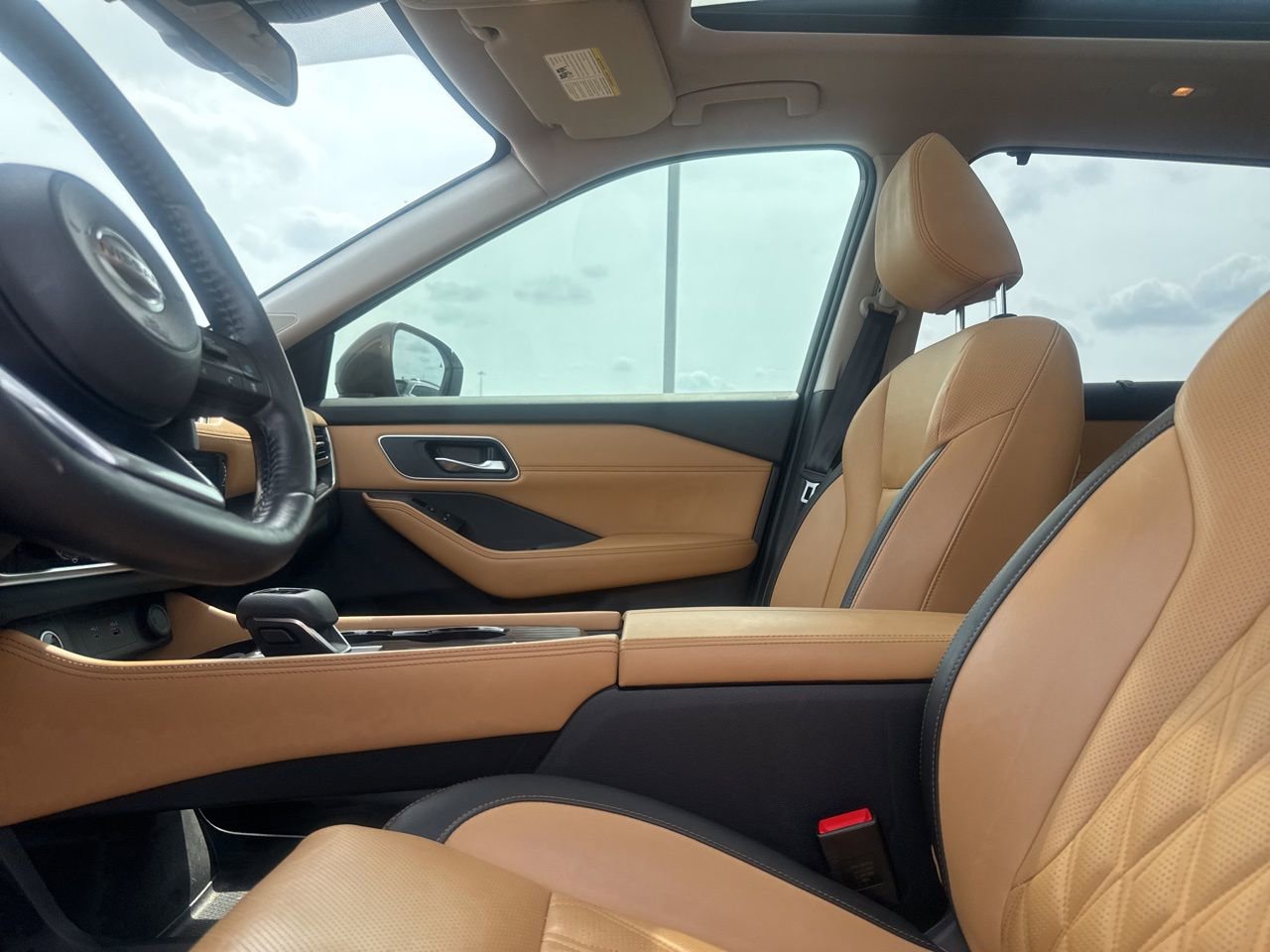 Used 2021 Nissan Rogue Platinum image 35