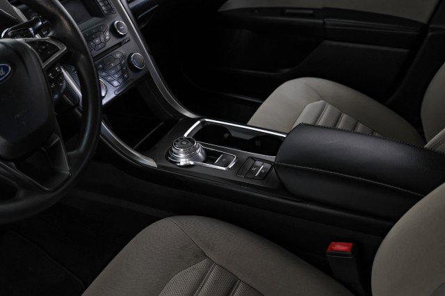 Used 2017 Ford Fusion S image 22