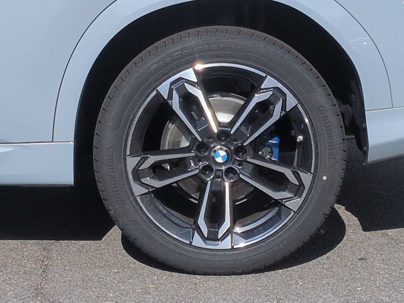 New 2026 BMW X2 xDrive28i w/ Technology Package AWD/4WD image 14