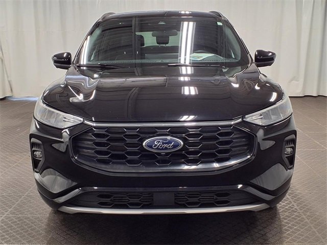 Certified 2023 Ford Escape ST-Line Select w/ Tech Pack #2 image 25