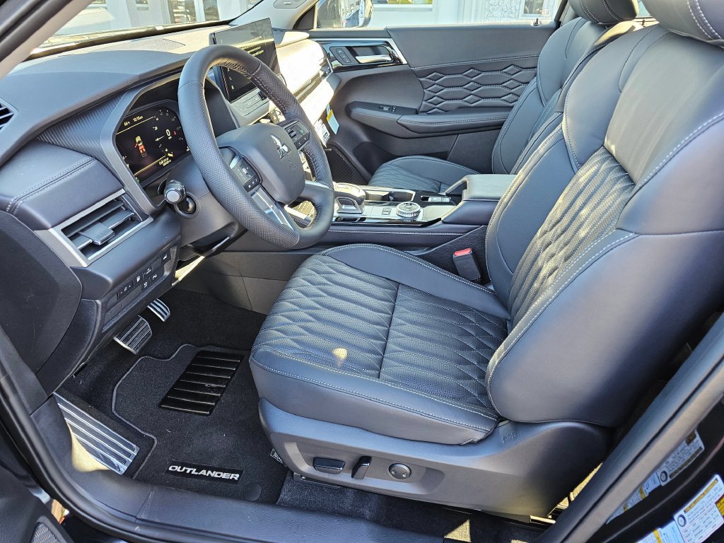 New 2026 Mitsubishi Outlander SEL AWD/4WD image 16