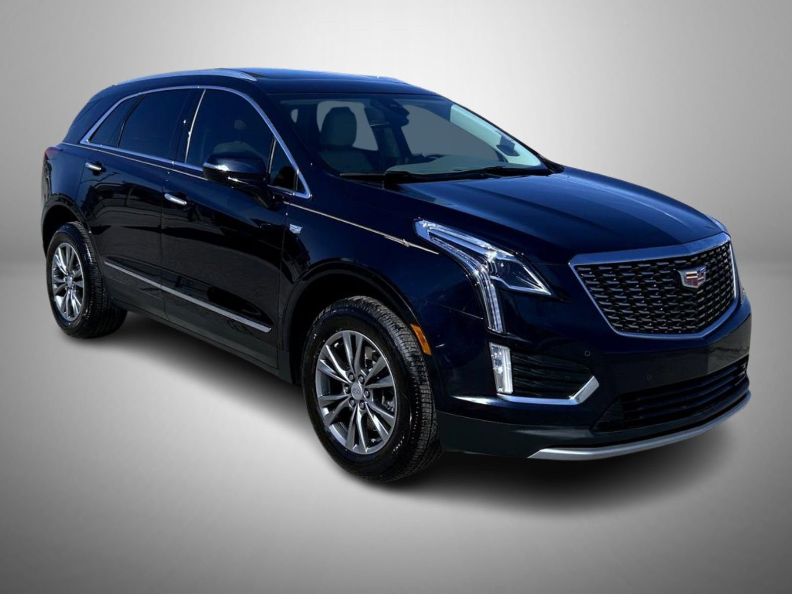 Certified 2022 Cadillac XT5 Premium Luxury image 3