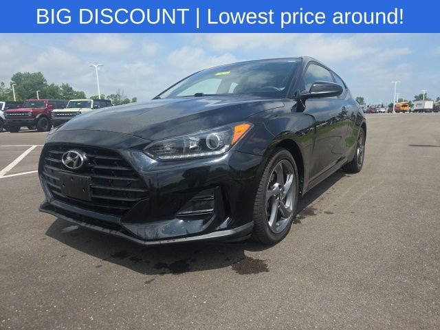 Used 2019 Hyundai Veloster 2.0 FWD video 2