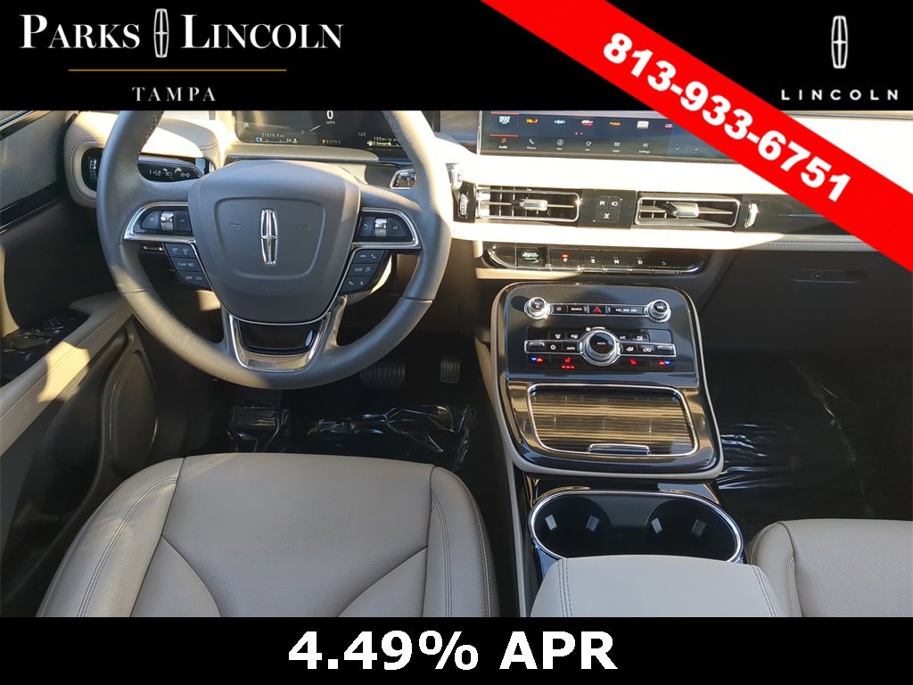 Certified 2022 Lincoln Nautilus FWD w/ Premium Package image 12