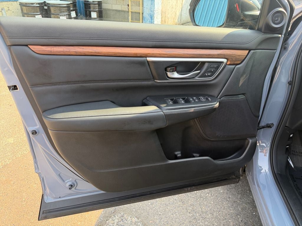 Used 2022 Honda CR-V Touring image 31