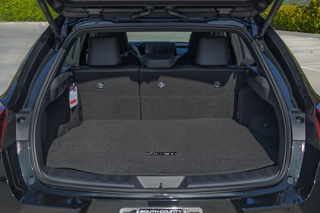New 2026 Lexus UX 300h AWD w/ Accessory Package (Z1) image 10