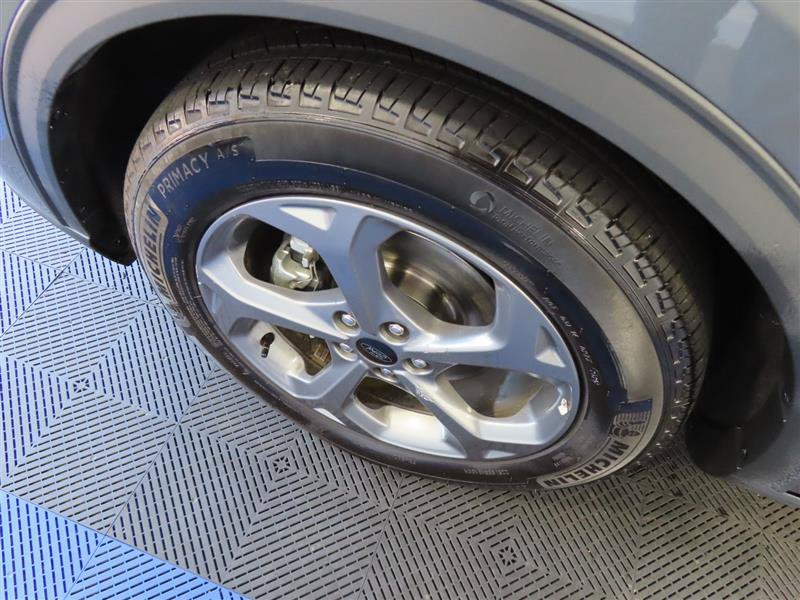 Used 2025 Ford Escape ST-Line FWD image 6