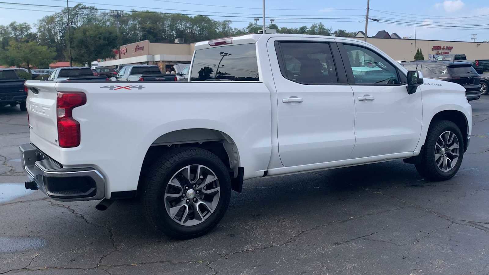 Certified 2022 Chevrolet Silverado 1500 LT image 8