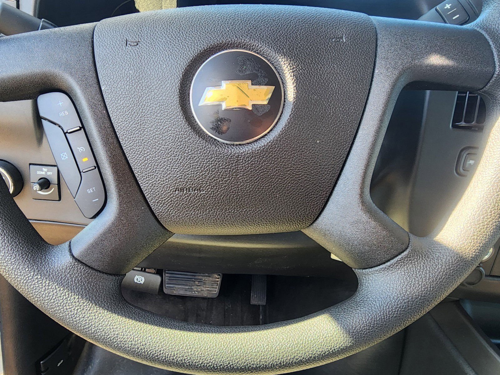 New 2024 Chevrolet Express 3500 w/ Power Convenience Package image 22