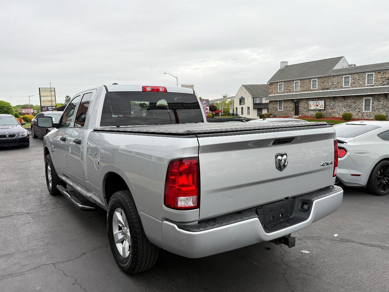 Used 2019 RAM 1500 Express AWD/4WD image 5