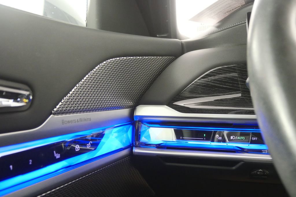 Certified 2023 BMW 740i w/ Parking Assistance Package RWD image 20