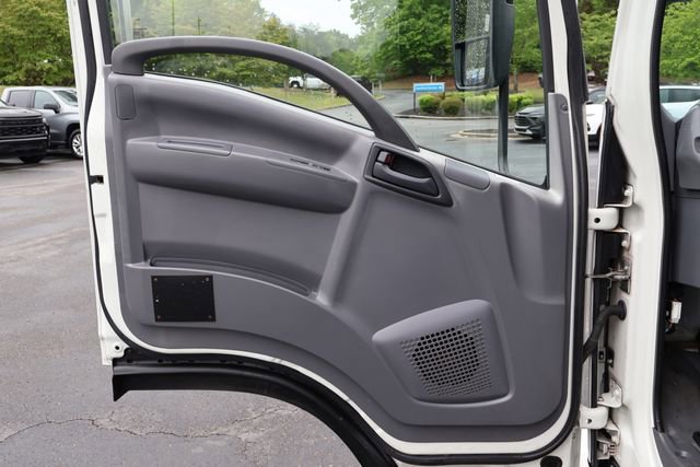 Used 2019 Isuzu NPR RWD image 9