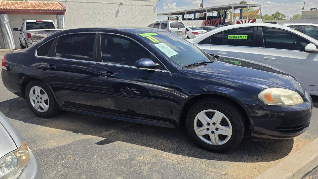 Used 2011 Chevrolet Impala Police FWD image 2