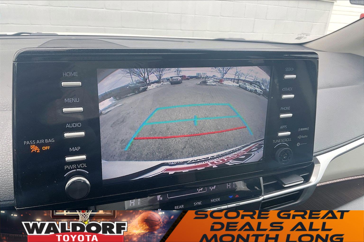 Used 2023 Toyota Sienna LE w/ LE Plus Package image 26