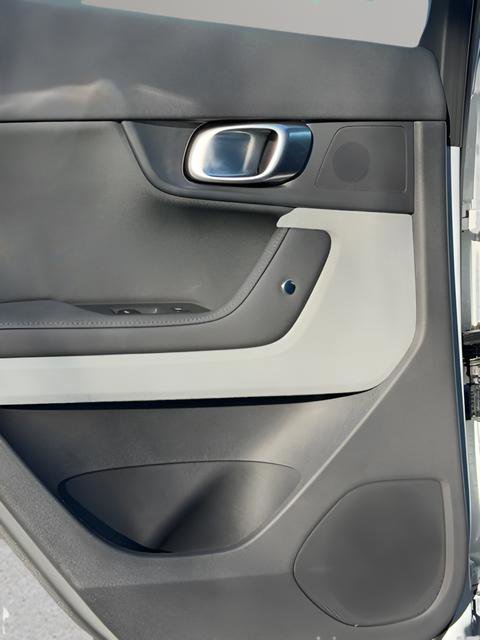 Used 2024 Polestar Polestar 2 image 39