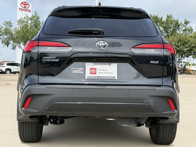 Certified 2025 Toyota Corolla Cross XLE w/ Convenience Package FWD image 4