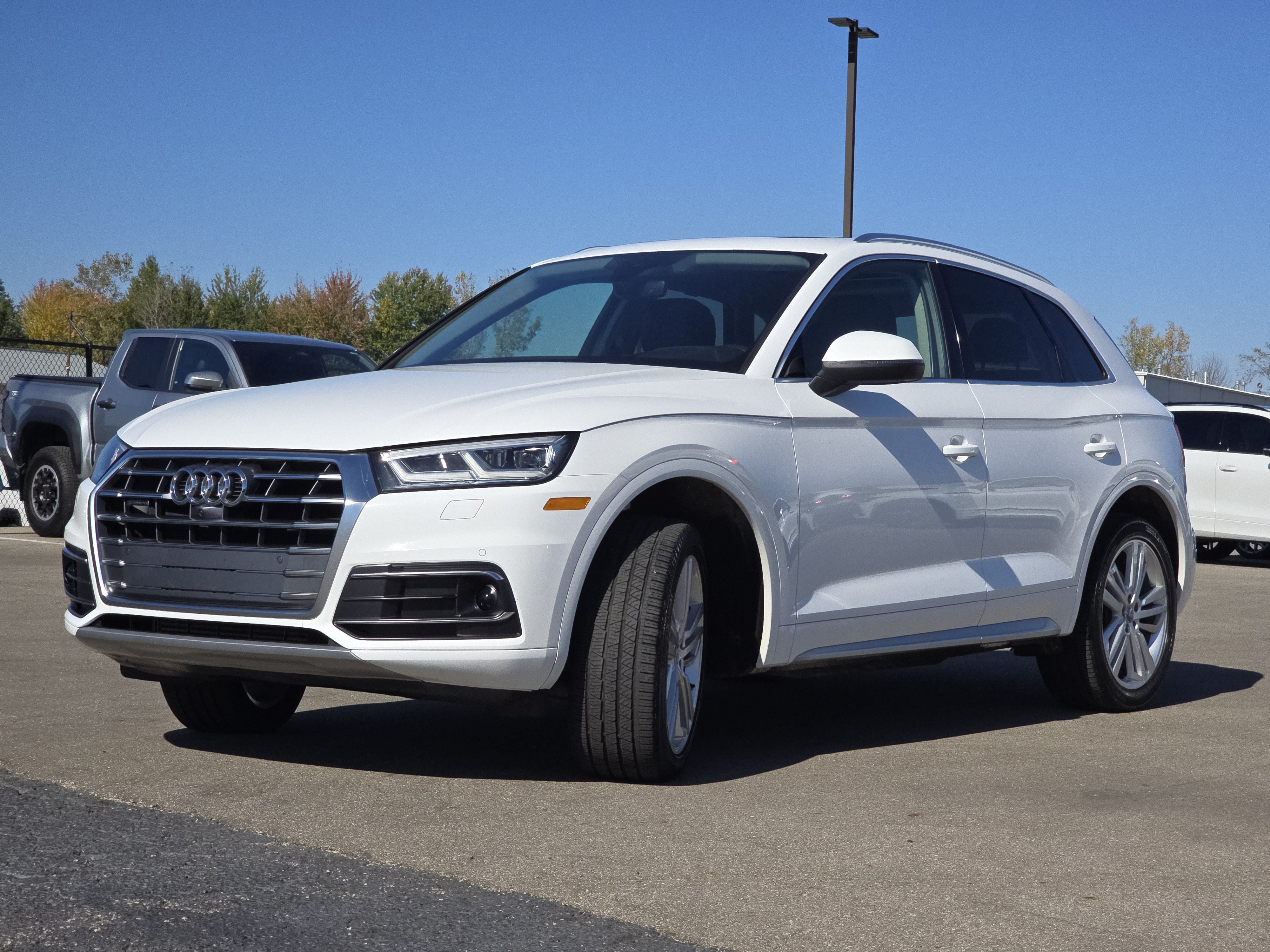 Used 2018 Audi Q5 Prestige w/ Prestige Package AWD/4WD image 3